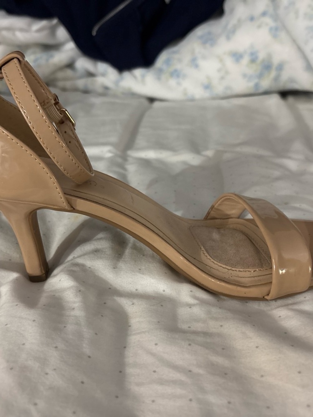 Women's Nude Patent Ankle-Strap Mid Heel Sandal